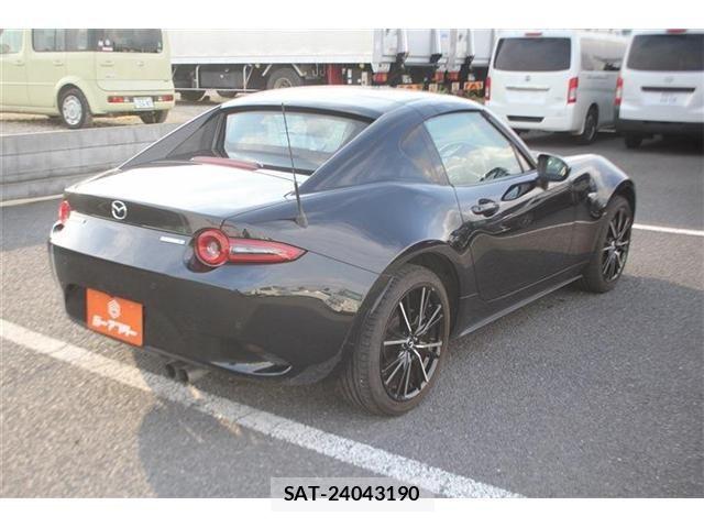 Mazda ROADSTER 2024-02 8209882-13