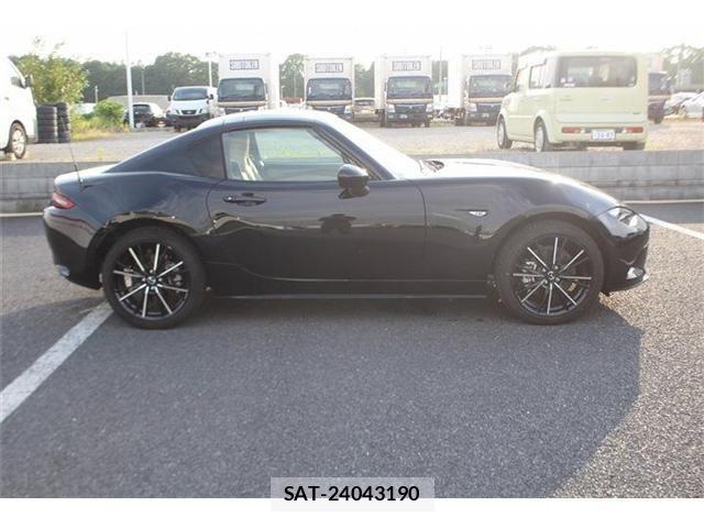 Mazda ROADSTER 2024-02 8209882-14