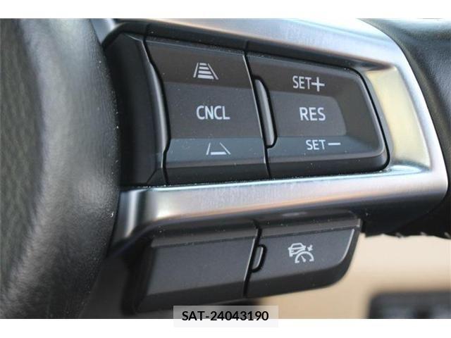 Mazda ROADSTER 2024-02 8209882-5