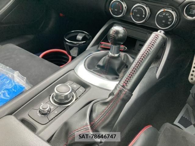 Mazda ROADSTER 2018-05 8231627-24