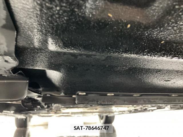 Mazda ROADSTER 2018-05 8231627-4