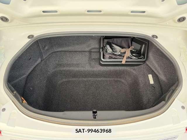 Mazda ROADSTER 2017-02 8316748-17