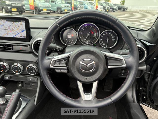 Mazda ROADSTER 2018-03 8316746-12