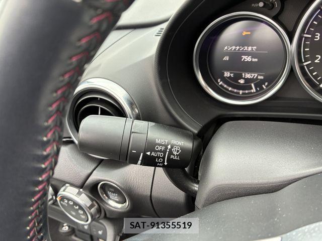 Mazda ROADSTER 2018-03 8316746-16