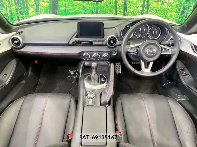 Mazda ROADSTER 2019-08 8355497-1