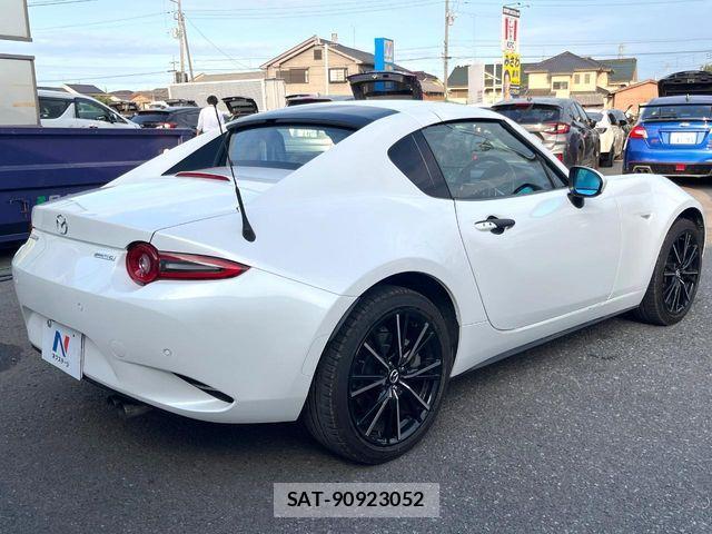 Mazda ROADSTER 2024-02 8355496-15
