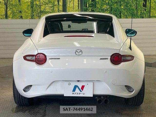 Mazda ROADSTER 2018-09 8368362-16