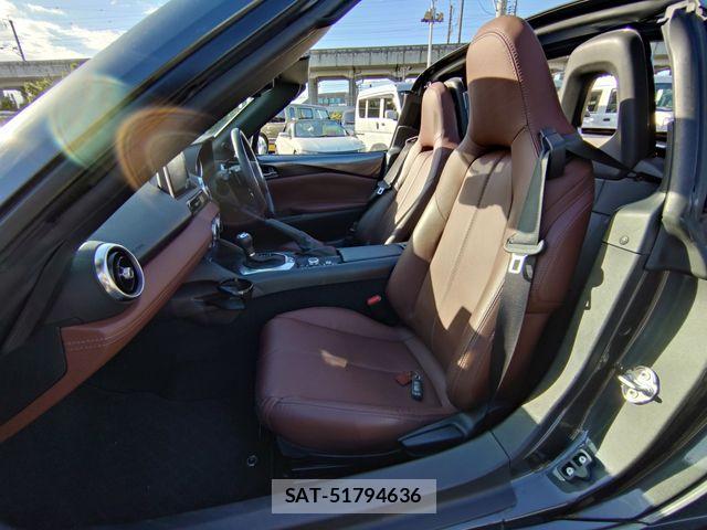 Mazda ROADSTER 2017-06 8368366-12