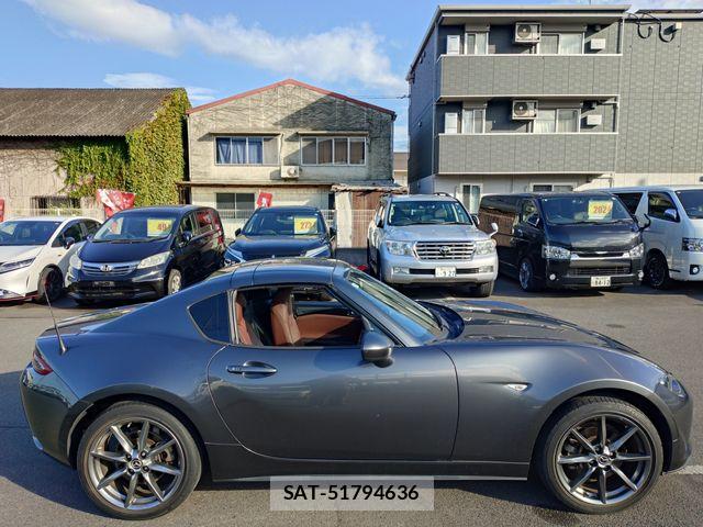 Mazda ROADSTER 2017-06 8368366-3