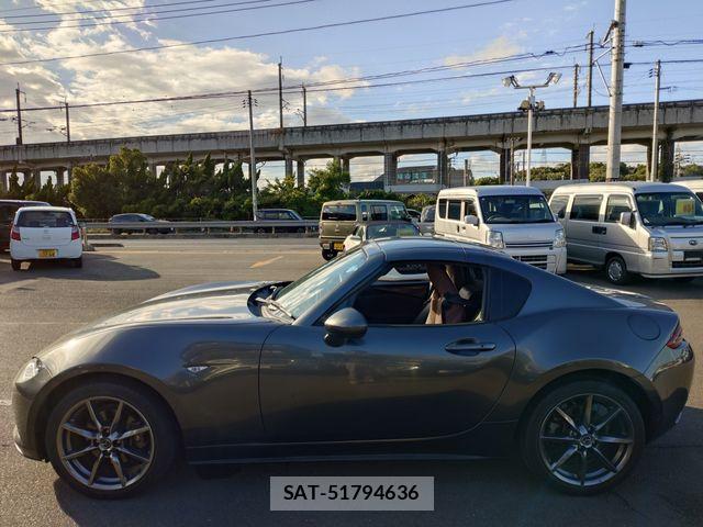 Mazda ROADSTER 2017-06 8368366-4