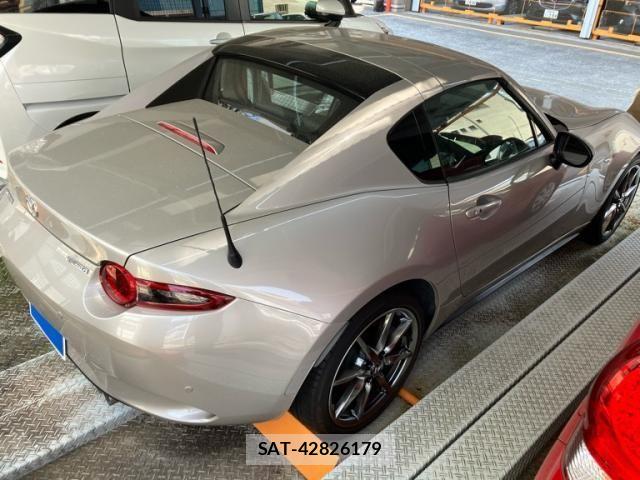 Mazda ROADSTER 2023-08 8372122-3