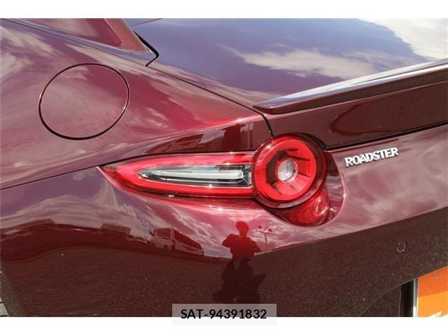 Mazda ROADSTER 2025-03 8458323-16