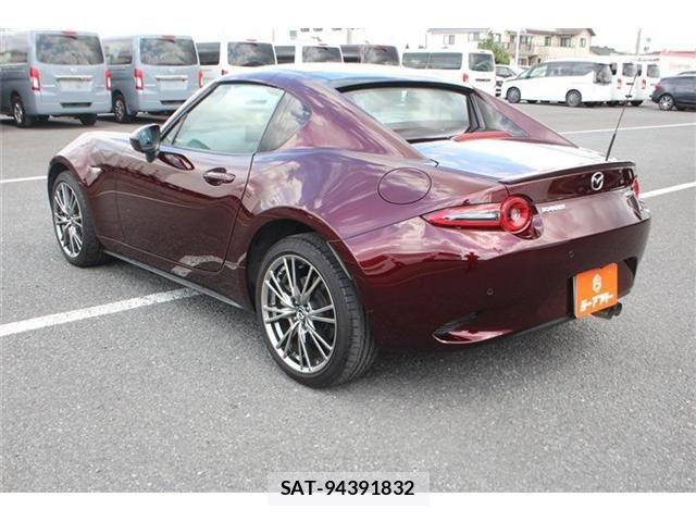 Mazda ROADSTER 2025-03 8458323-29