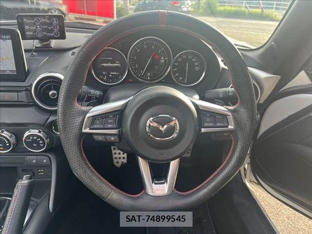 Mazda ROADSTER 2018-07 8666831-9
