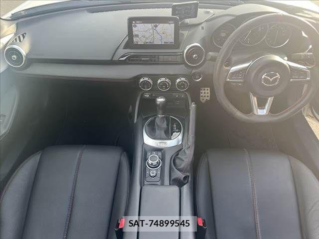 Mazda ROADSTER 2018-07 8666831-2