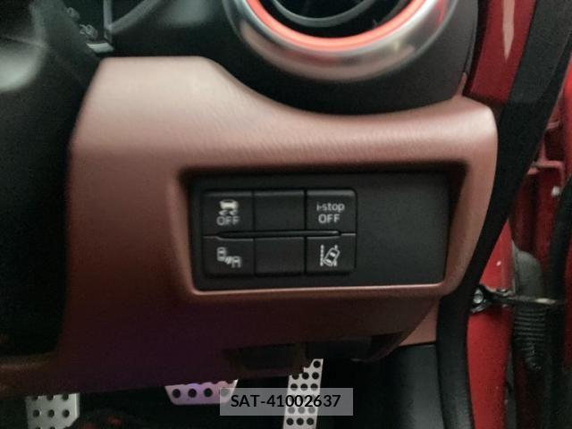 Mazda ROADSTER 2017-08 8661294-12