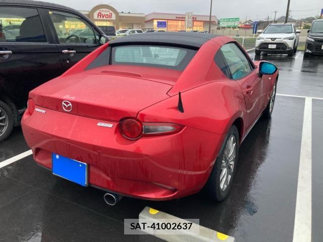 Mazda ROADSTER 2017-08 8661294-2