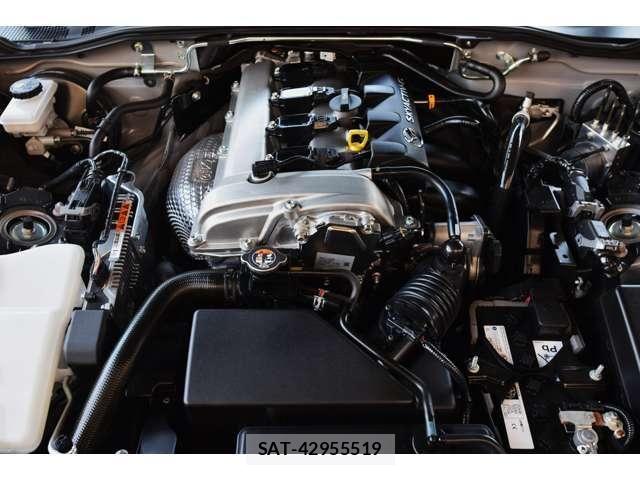 Mazda ROADSTER 2024-10 8745560-17