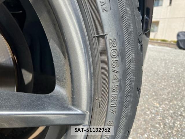 Mazda ROADSTER 2017-04 8831344-6