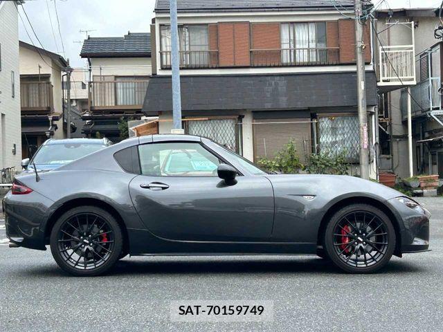Mazda ROADSTER 2023-09 8831343-26