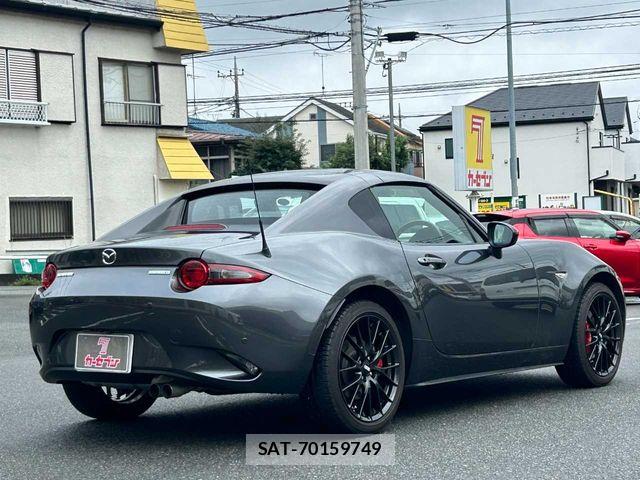 Mazda ROADSTER 2023-09 8831343-27