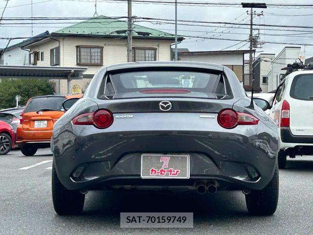 Mazda ROADSTER 2023-09 8831343-28
