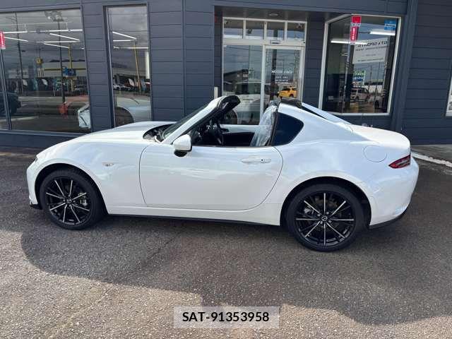 Mazda ROADSTER 2026-03 8881873-5