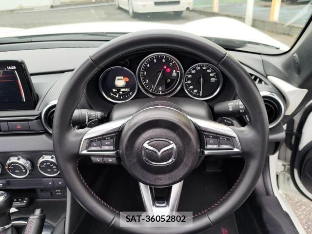 Mazda ROADSTER 2018-09 8881874-12