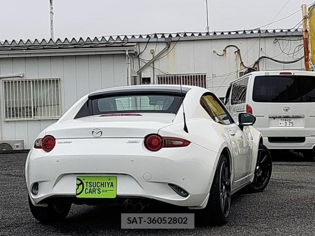 Mazda ROADSTER 2018-09 8881874-1