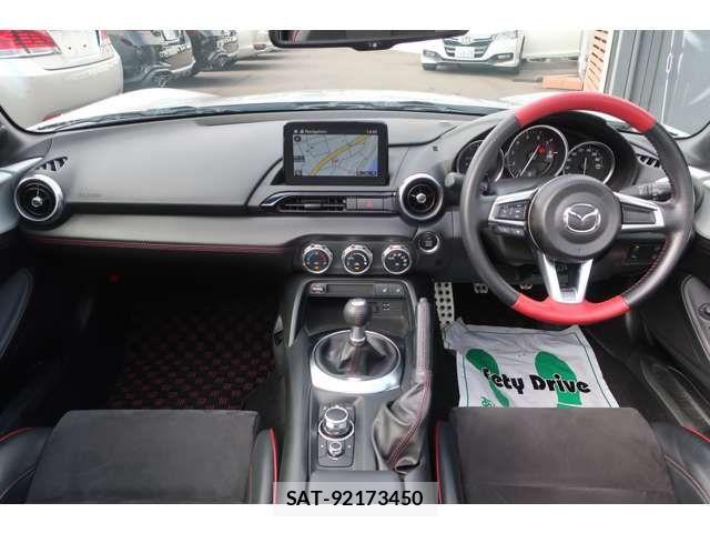 Mazda ROADSTER 2018-01 8881876-5