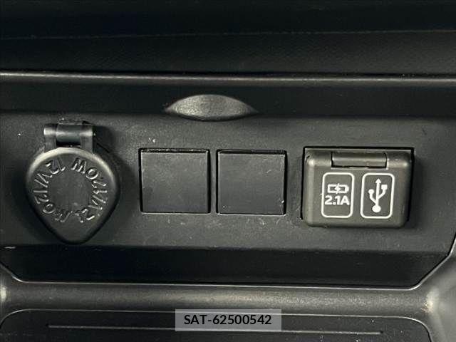 Daihatsu ROCKY 2020-09 7272821-29