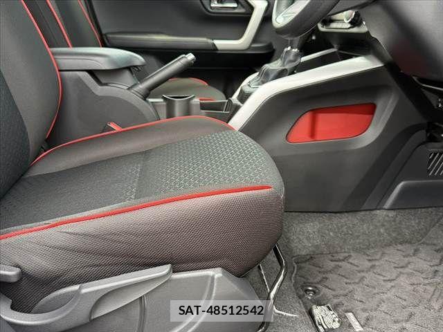 Daihatsu ROCKY 2020-01 8101605-15