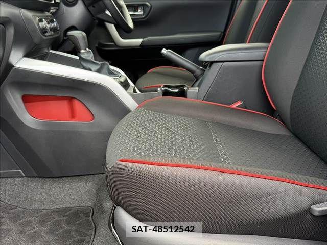 Daihatsu ROCKY 2020-01 8101605-16