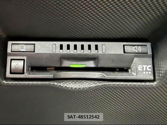 Daihatsu ROCKY 2020-01 8101605-22