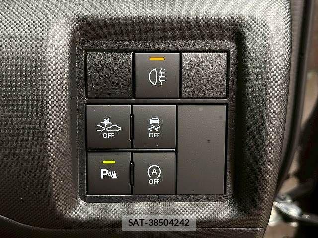 Daihatsu ROCKY 2023-11 8146579-10