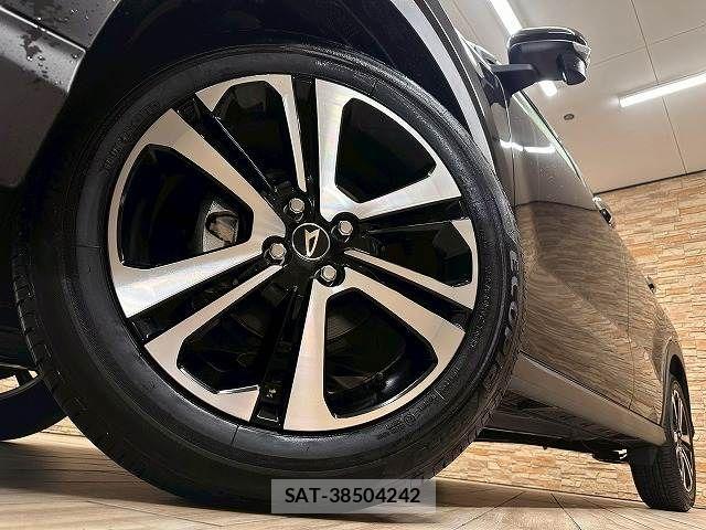 Daihatsu ROCKY 2023-11 8146579-18