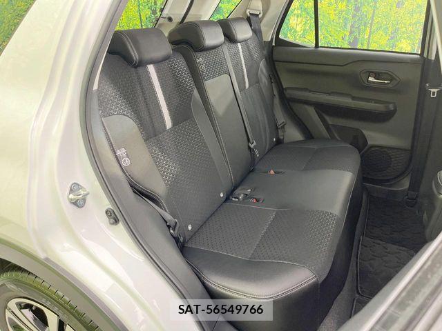 Daihatsu ROCKY 2024-09 8209886-8