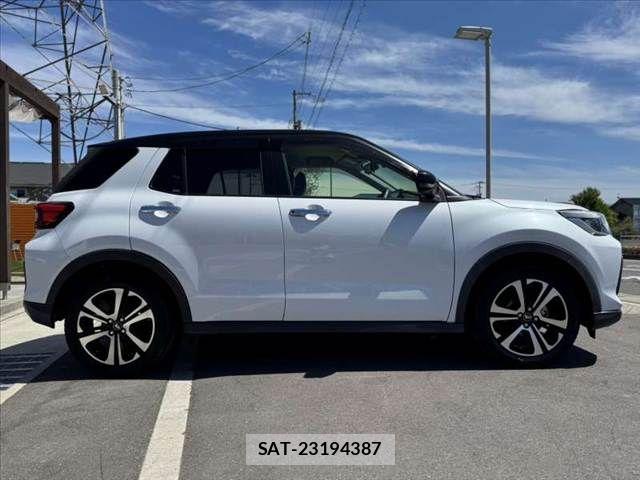 Daihatsu ROCKY 2020-04 8246531-11
