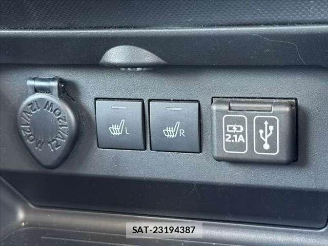 Daihatsu ROCKY 2020-04 8246531-22
