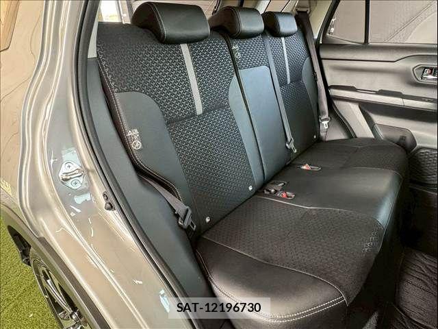 Daihatsu ROCKY 2024-12 8246528-5