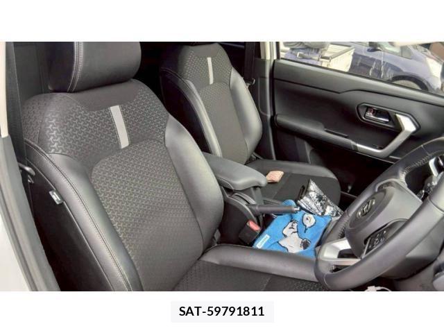 Daihatsu ROCKY 2021-07 7359611-6