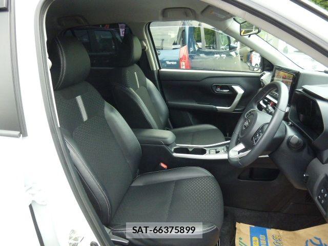Daihatsu ROCKY 2021-11 8246530-9