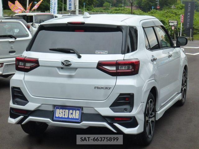 Daihatsu ROCKY 2021-11 8246530-2