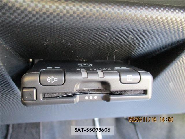 Daihatsu ROCKY 2025-10 8337660-12