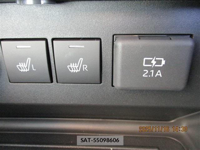 Daihatsu ROCKY 2025-10 8337660-13
