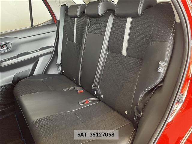 Daihatsu ROCKY 2023-03 7224276-28