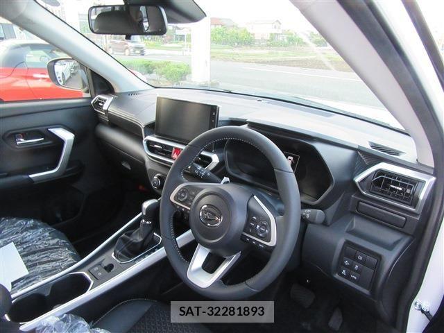 Daihatsu ROCKY 2026-05 7224272-4
