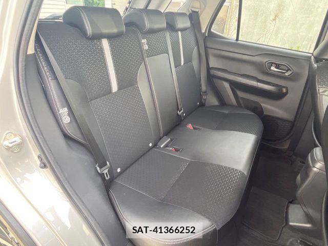Daihatsu ROCKY 2022-02 7502610-9