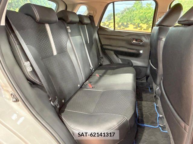 Daihatsu ROCKY 2022-05 7502606-8