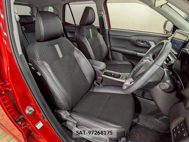 Daihatsu ROCKY 2022-07 7502608-4
